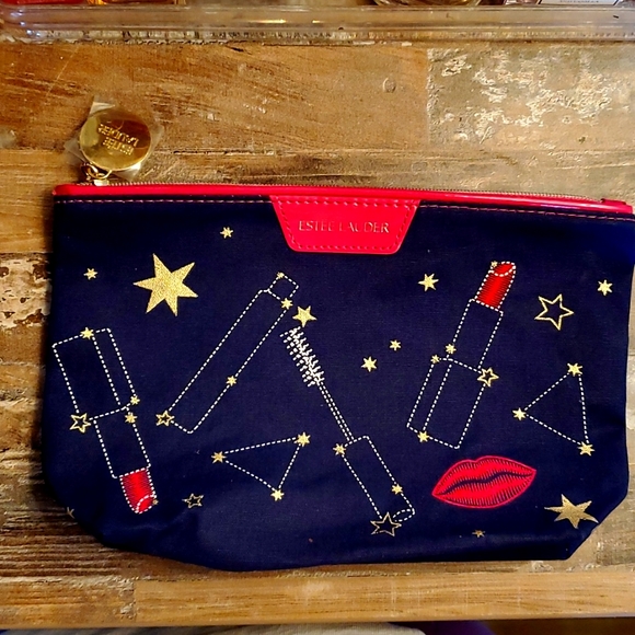 Estee Lauder Handbags - Medium makeup bag